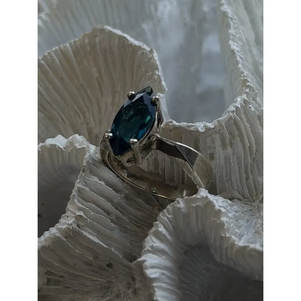 925 Sterling Silver Dark Green Spinel Ring Size 7